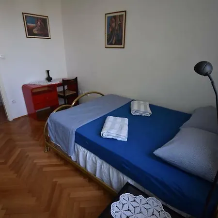 Διαμέρισμα Seka *